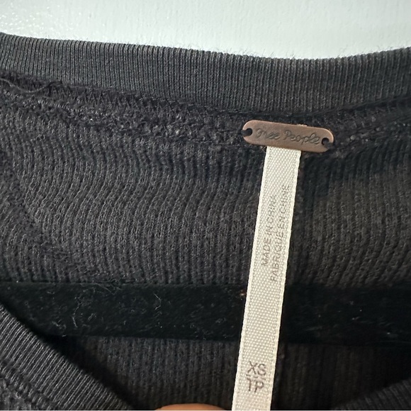 Free People Black Roses Jacquard Cuff Thermal Long Sleeve Top Womens XS - Picture 5 of 8